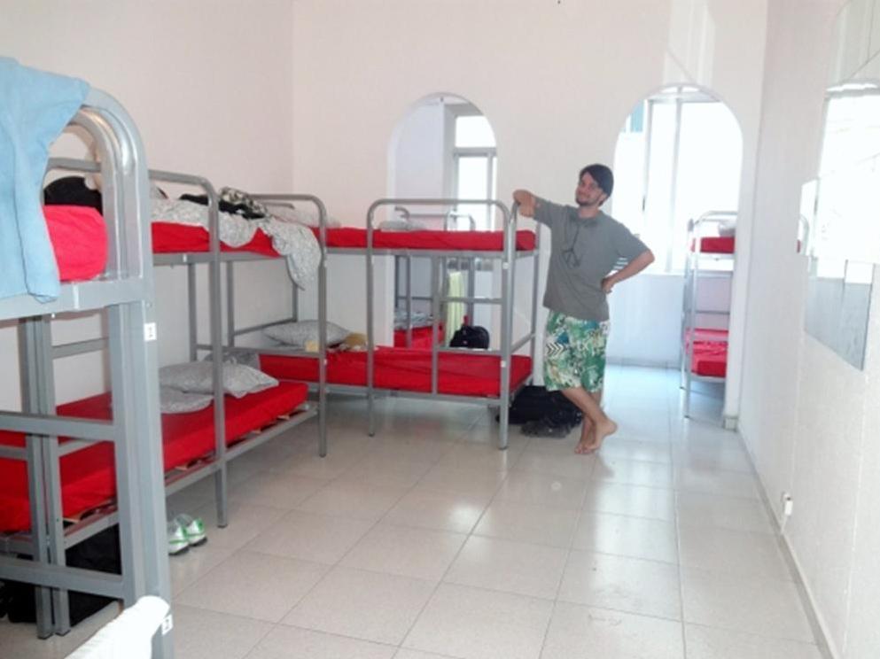 No Limit Hostel Sagrada Familia 巴塞罗那 外观 照片